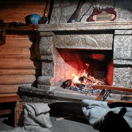 Lodges Veis Kamenice Екстер'єр фото