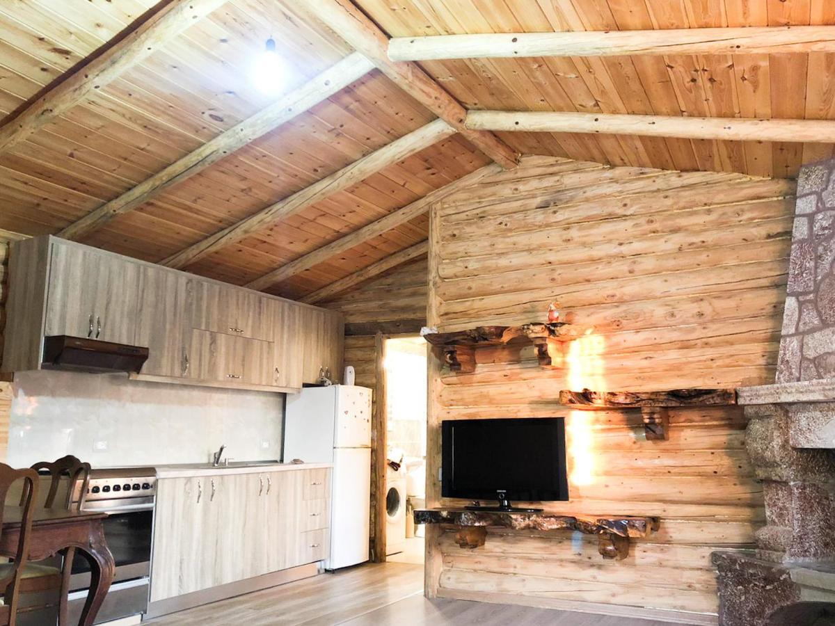 Lodges Veis Kamenice Екстер'єр фото