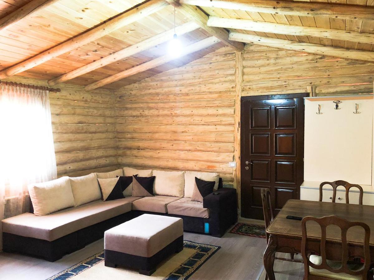 Lodges Veis Kamenice Екстер'єр фото